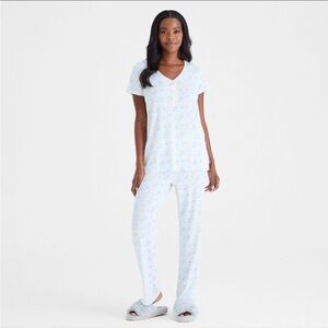 Women’s Magnetic Me pajamas